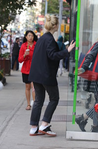 53079139_elle-fanning-12.jpg