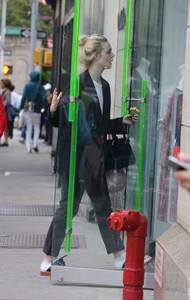53079179_elle-fanning-19.jpg