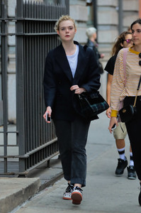 53079202_elle-fanning-25.jpg