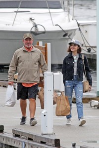 53157745_lucy-hale-9.jpg
