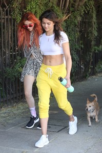 53164284_bella-thorne-5.jpg