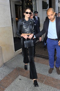 53317905_kaia-gerber-1.jpg