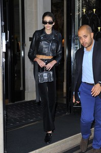 53317925_kaia-gerber-6.jpg