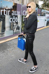 53319567_stella-maxwell-5.jpg