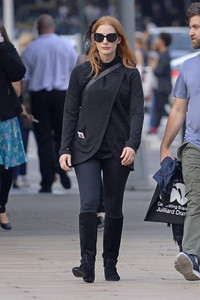 53647700_hqcelebcorner-3.jpg