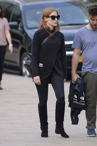 53647738_hqcelebcorner-11.jpg
