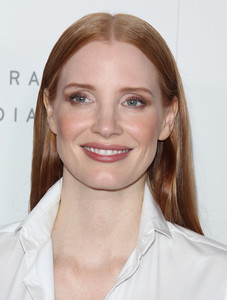 54390632_003.jpg