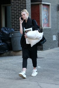 54549407_elle-fanning-10.jpg