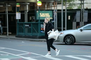 54549455_elle-fanning-14.jpg