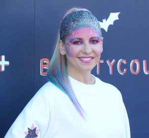 54832189_sarah-michelle-gellar-10.jpg