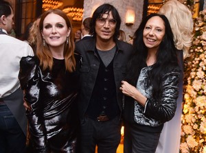 55033468_hqcelebcorner-636554436.jpg