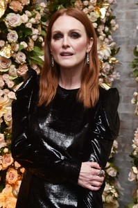 55033576_hqcelebcorner-636554444.jpg