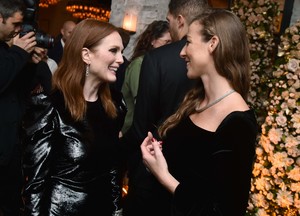 55033586_hqcelebcorner-636554446.jpg