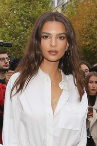    emrata011017BZNimage1.jpg