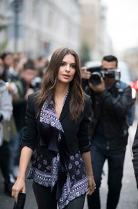    emrata011017BZNimage107.jpg
