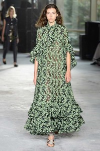 Lea Julian at Giambattista Valli Spring 2018 RTW PFW 2.jpg