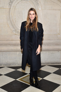 Gaia+Repossi+Christian+Dior+Photocall+Paris+SKHBScsLTWyx.jpg