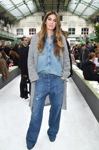 Bianca+Brandolini+Adda+Valentino+Front+Row+bTdMx-JDDa-x.jpg