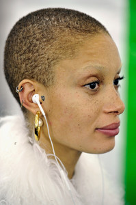 Adwoa+Aboah+Le+Defile+L+Oreal+Paris+Backstage+Q7nmdM32UrAx.jpg