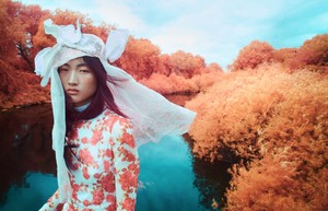 59d52ffd42dd7_VogueChinaOctober2017-6.thumb.jpg.0d139cdfec80a54822ffeb4180569791.jpg