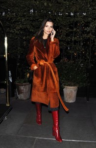      emrata071017BZNimage4.jpg