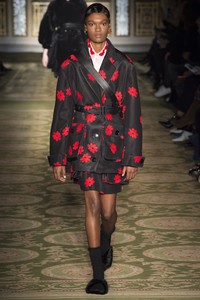 Simone Rocha FW 17.18 London.jpg