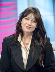       daisyl111017BZNimage2.jpg