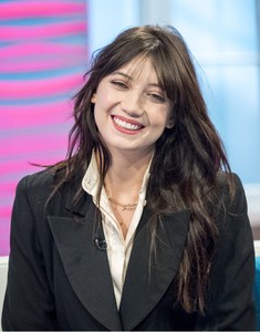       daisyl111017BZNimage4.jpg