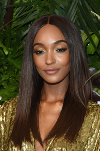 Jourdan+Dunn+God+Love+Deliver+Golden+Heart+SvvaqU5RAGjx.jpg