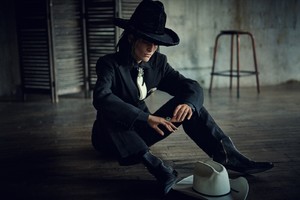 59ea3ef458936_VogueGermanyNovember20175.thumb.jpg.41bdf57b06404cd965b961d35528af2f.jpg