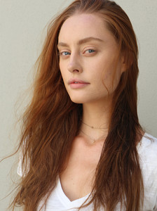Monique Hodson Smith pola.jpg