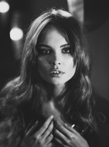 59ef1edfee2ea_AnastasiyaScheglova23296469720171001DTbyDmitryLevykin.thumb.jpg.7f87dcaf798dc5e08e5e250a31d26410.jpg