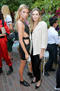 Elizabeth+Olsen+CFDA+Vogue+Fashion+Fund+Show+cbe3cvGlaNpx.jpg