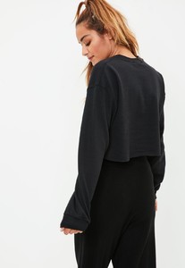 black-oakland-cropped-sweatshirt 3.jpg