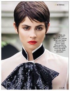 Hola Fashion Esp - Noviembre 2017-page-004.jpg