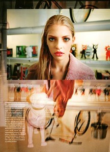 Adri Barbarewicz - K Mag Oct 2013d.jpg
