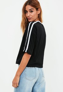 black-contrast-shoulder-stripe-crop-t-shirt 3.jpg