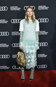 Dree+Hemingway+Hamptons+International+Film+tcC7-bAm5S4x.jpg