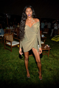 Jessica+White+VH1+Save+Music+Hamptons+Live+Xzdgdsi3Lejx.jpg