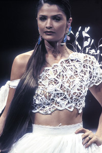 6_guy-laroche-hc-ss-1993-7_html.thumb.JPEG.78910291f35a4671d295cb84249fa6ff.JPEG