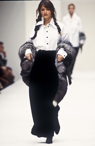 7_fendi-fw-1993-8_html.thumb.JPEG.d03003ecb0962b714604c7a2eb68fe8c.JPEG