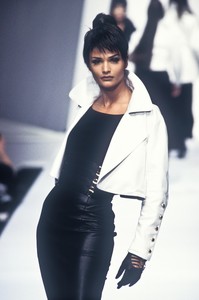 8_claude-montana-ss-1993-9_html.thumb.JPEG.99067b980bcc4b92e19978021adc39fb.JPEG