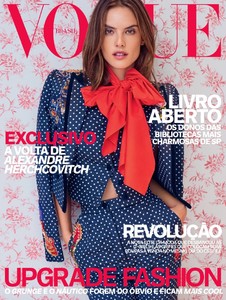 Alessandra-Ambrosio-Vogue-Brazil-April-2016-Cover1.thumb.jpg.c77f68bad2f1af85050c419bcbfdf7bb.jpg