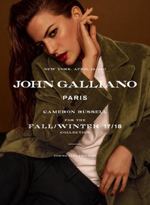 Cameron-Russell-by-Inez-Vinoodh-for-John-Galliano-FW-17.18-Campaign-760x1036.thumb.jpg.ab53ca2e649f4ee552cfd819c2d82910.jpg