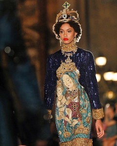 Dolce-Gabbana-took-the-Alta-Moda-Show-to-Palermo-23.jpg