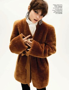 Elle_France_-_27_Octobre_2017-page-012.jpg