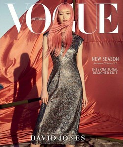 Fernanda-Ly-by-Duncan-Killick-for-Vogue-Australia-October-2017-Cover-760x910.thumb.jpg.a8354e91eadc05336a7867f9479777d3.jpg