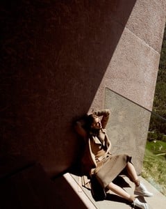 Gala-Magazine-Germany-Tess-Hellfeuer-Andreas-Ortner-5.thumb.jpg.2f26b685f56f621d322047e0f2f53349.jpg