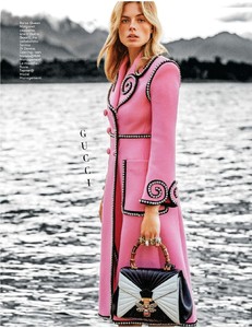 Grazia_Italia_N_43__12_Ottobre_2017-page-013.jpg