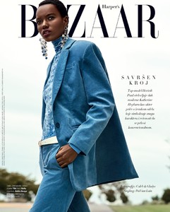 Harpers-Bazaar-Herieth-Paul-by-Caleb-Gladys-3.thumb.jpg.4b608b279fcd1f64020aa721ddd2c1b3.jpg